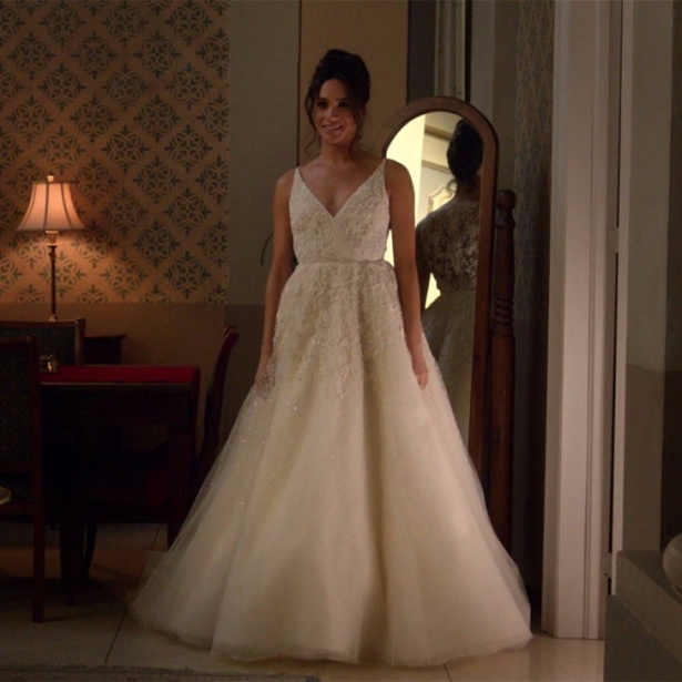 Большие надежды: Меган Маркл хочет свадебное платье, как у сестер Миддлтон, чтобы войти в историю