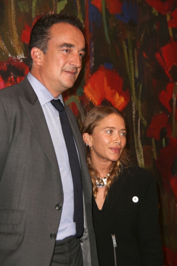 Мэри-Кейт Олсен и Оливье Саркози впервые за долгое время вышли в свет (ФОТО)