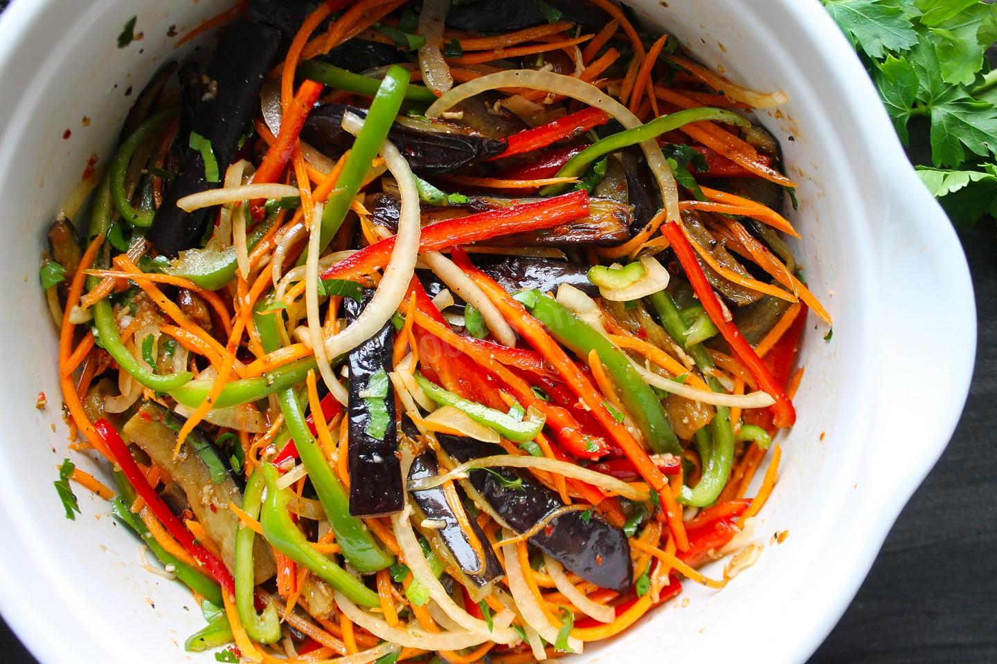 Баклажаны по-корейски к ужину