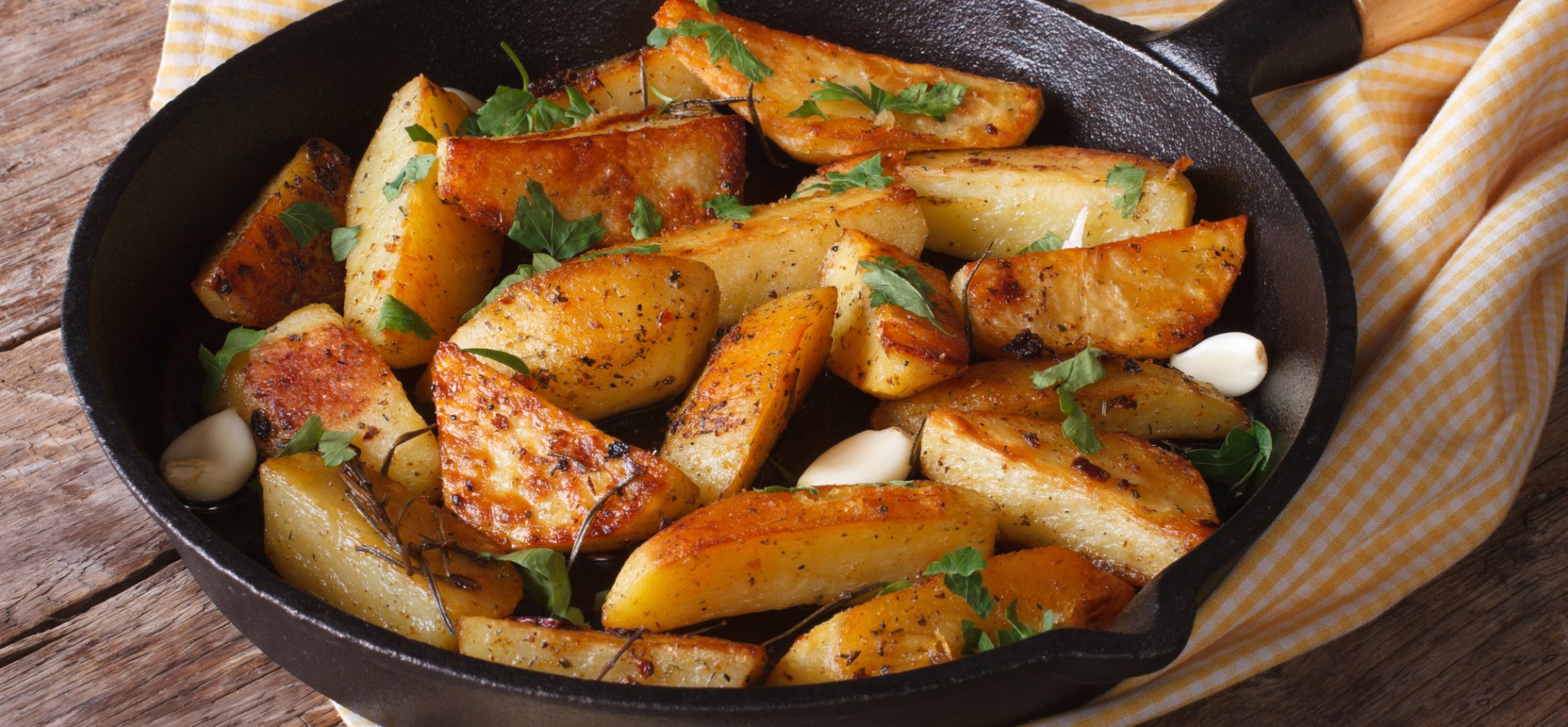 С золотой корочкой: 7 секретов вкусной и хрустящей жареной картошки
