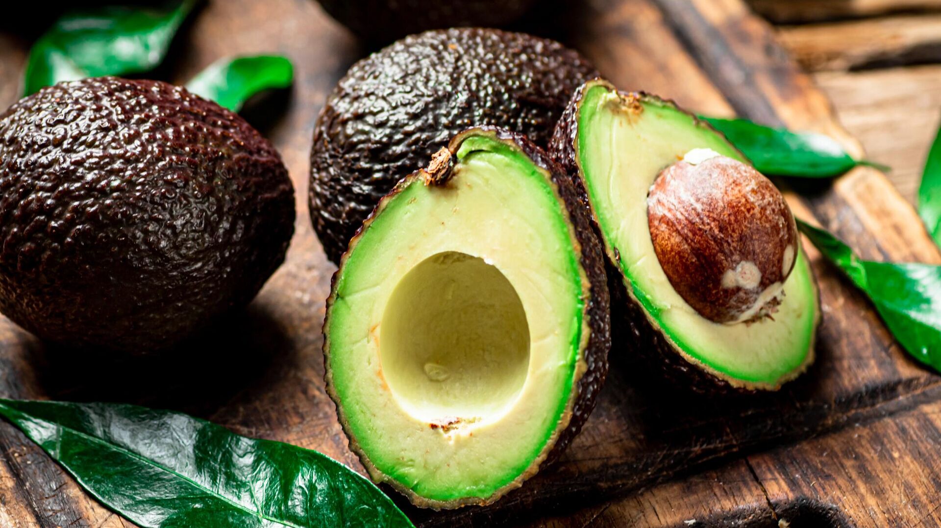 Специалисты рассказали, почему авокадо горький на вкус