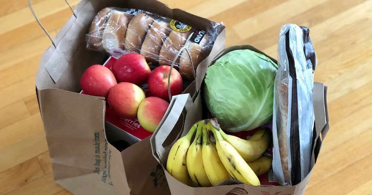 Не ризикуйте здоров'ям: які прострочені продукти категорично не можна їсти