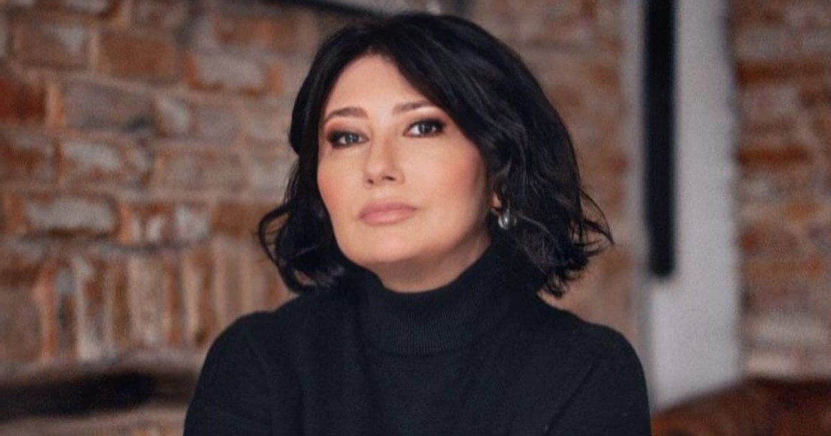 Олена Мозгова показала себе зовсім юною і зачарувала вродою: продюсерку порівняли з Брук Шилдс