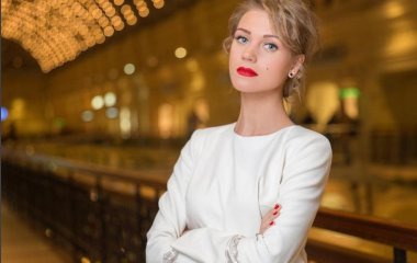«Просто космос!»: поклонники пришли в восторг от нового образа Кристины Асмус