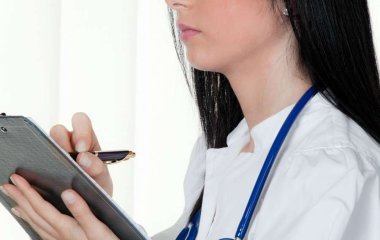 Медики назвали симптомы, предупреждающие о скором инсульте