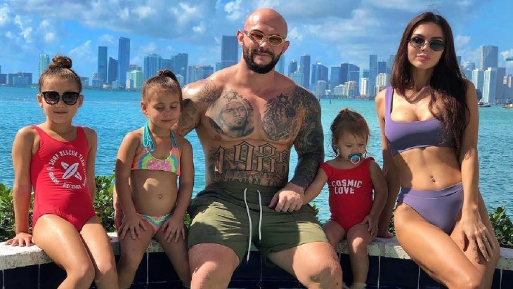 Оксана Самойлова намекнула на пол будущего ребенка