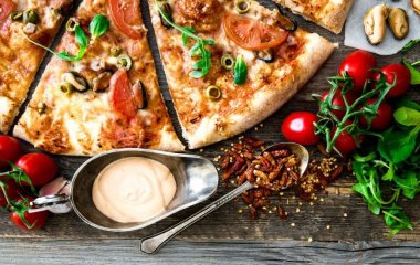 Перекус в стиле итальянской кухни