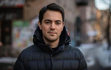 Алекс Роднянський вперше за тривалий час показав доньку-копію від російської акторки