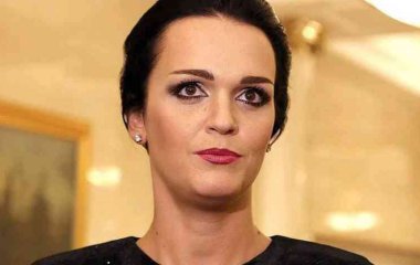 Слава случайно продемонстрировала белье на камеру