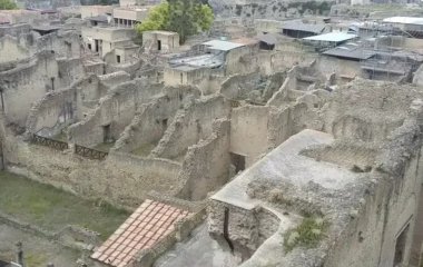 Моторошна краса: туристка показала місто-привид, яке знищила катастрофа (фото)