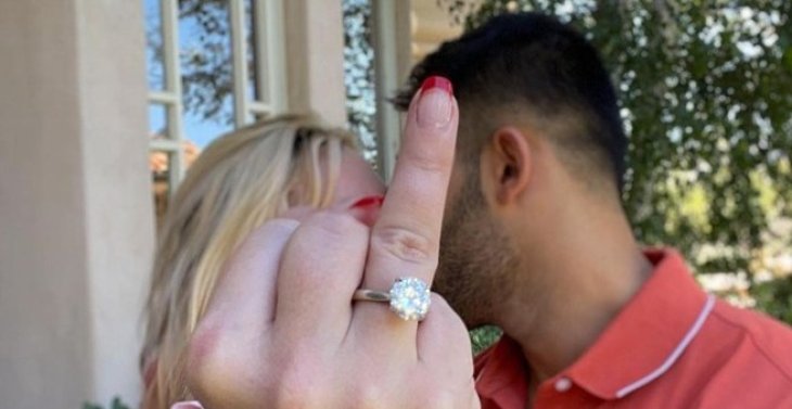 Жених Бритни Спирс с юмором ответил на комментарии о брачном контракте