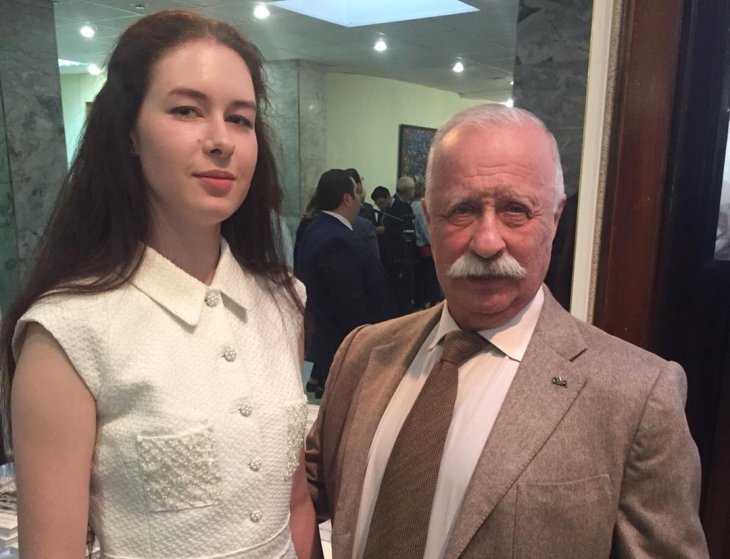 Дочь Леонида Якубовича рассказала, как относится к славе и популярности