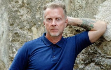 Экс-муж Снежаны Егоровой Мухарский объяснил, почему он не на фронте, и послал на х*й своих детей