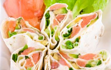 Рулеты с семгой