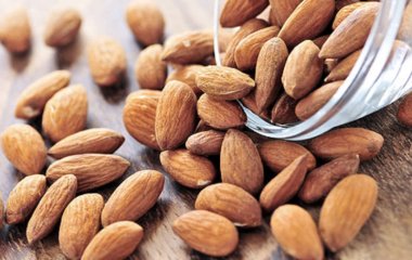 7 продуктів, які допомагають впоратися з осінньою нудьгою
