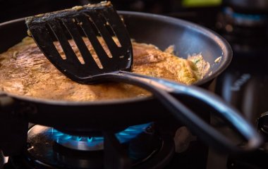 Корисний фокус: що робити, щоб не пригорала сковорідка
