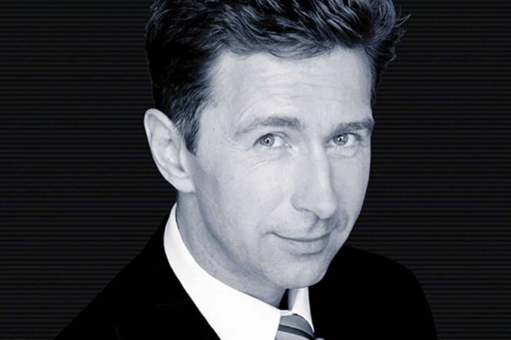 Валерий Сюткин отреагировал на слухи о том, что новорожденного сына ему подарила суррогатная мать