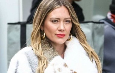 Хилари Дафф отправилась на шопинг в модном аутфите 