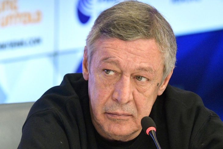 Любовница Михаила Ефремова пропала после приговора