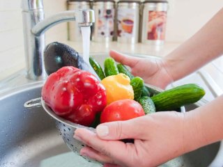 Дієтолог розповіла, чому не можна купувати миті овочі