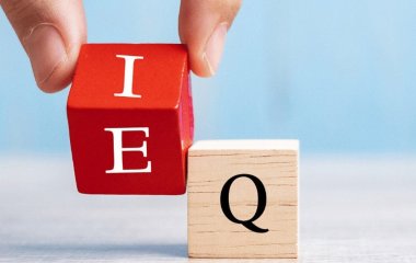 Які ознаки вказують на низький емоційний інтелект