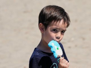 Яке морозиво не варто купувати та що означають ДСТУ