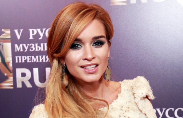 Ксенія Бородіна у розкішній сукні розповіла про свій характер