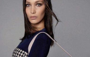 Белла Хадид устроила девичник с сестрами Кардашьян 