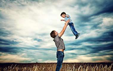 Отцы и дети: главные причины недопонимания между подростками и их родителями