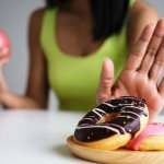 4 основных признака, которые указывают на излишек углеводов в рационе