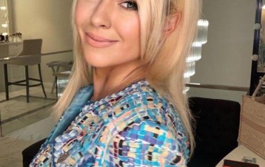 «Похожа на Ирину Салтыкову!»: фанаты не узнали Яну Рудковскую на фото