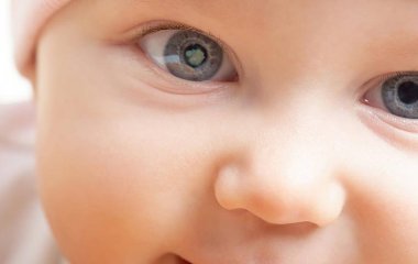 Лікар розвіяла 6 популярних міфів про катаракту