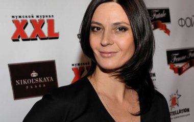 Лидия Вележева показала травмы, полученные в результате дебоша в самолете