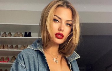 Откровенное фото Виктории Бони в одних стрингах в стиле Ольги Бузовой возбудило Иосифа Пригожина