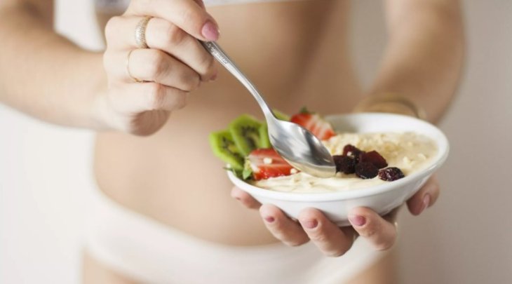 Дієтолог попередила про шкоду знежирених продуктів