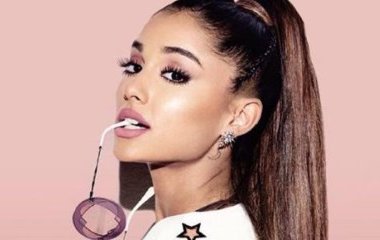 Ариана Гранде расплакалась на вручении премии «Billboard's Women In Music»