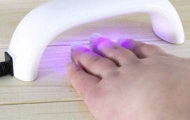 Какую лампу купить для наращивания ногтей: УФ, LED, CCFL, UV/LED?