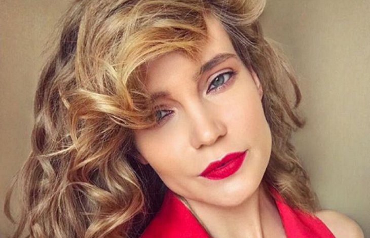 Наталья Ионова позировала на крыше