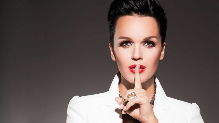 Открытый перелом: певица Слава взвыла от боли