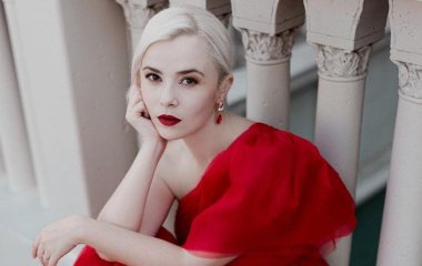 Міка Ньютон після 13-річної паузи довела фанів до сліз в Києві та отримала пропозицію заміжжя