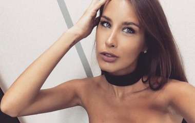 Кэти Топурия шокировала снимком без макияжа