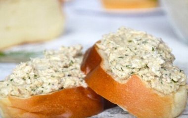 Быстрая и бюджетная намазка из шпротов, которая полюбится всем