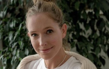 Екатерина Осадчая в леопардовом купальнике посветила стройной и подтянутой фигурой