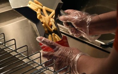 Ендокринолог перерахувала продукти, що згубно впливають на печінку.