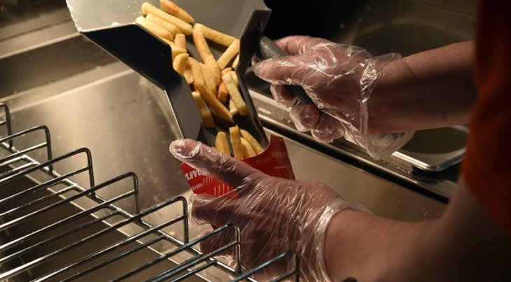 Ендокринолог перерахувала продукти, що згубно впливають на печінку.