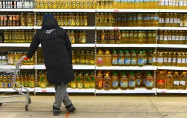 Дієтологи назвали сім небезпечних для здоров'я рослинних олій
