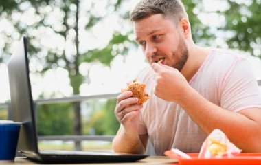 Продукты, ухудшающие настроение и вызывающие эмоциональное истощение