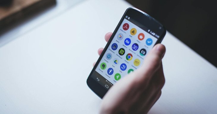 Де не можна заряджати смартфон — це може вас вбити