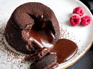 Вишневый клафути: как приготовить классический французский десерт