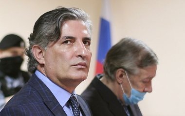 Названо имя нового адвоката Михаила Ефремова
